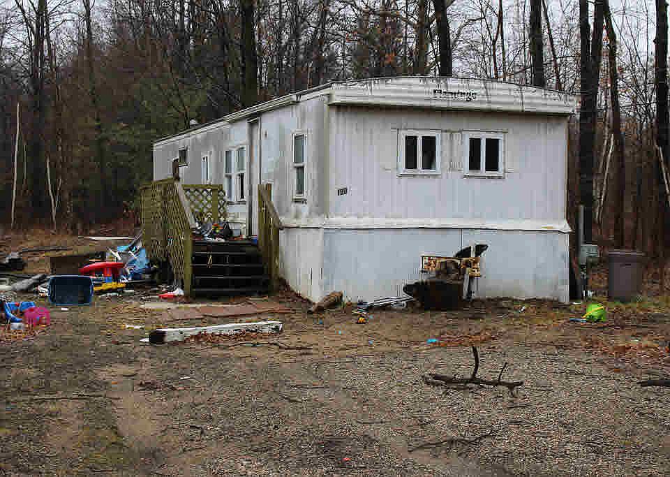 2nd image of 190 W Olson Rd