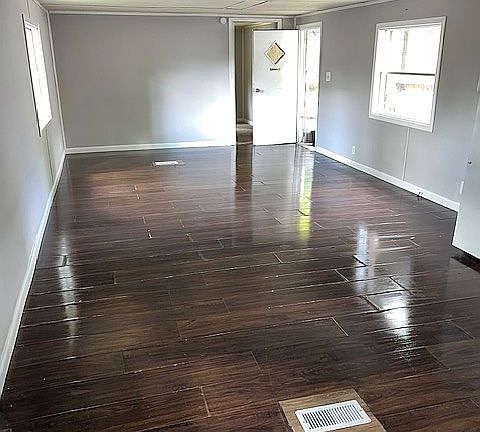 4th image of 225 Shuffler Rd #C
