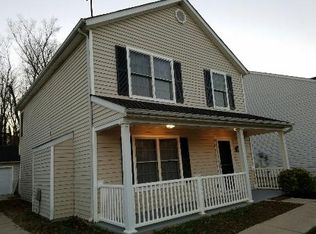 6211 Maravian Dr, Louisville, KY