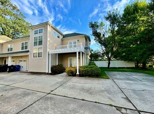 429 Fountain Dr, Virginia Beach, VA 23454