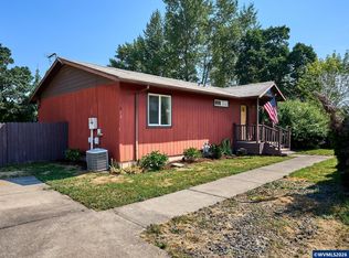 1612 Habitat Ln, Silverton, OR 97381