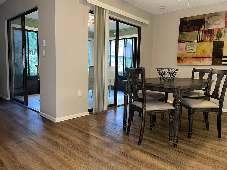 5080 Barrington Cir — Photo 17