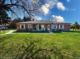 49116 Conway Ct, Shelby Township, MI