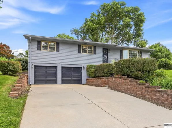 9224 Dorcas St, Omaha, NE 68124