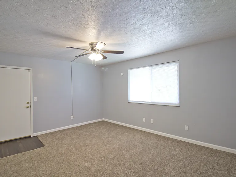 127 Dorset Ct — Photo 13