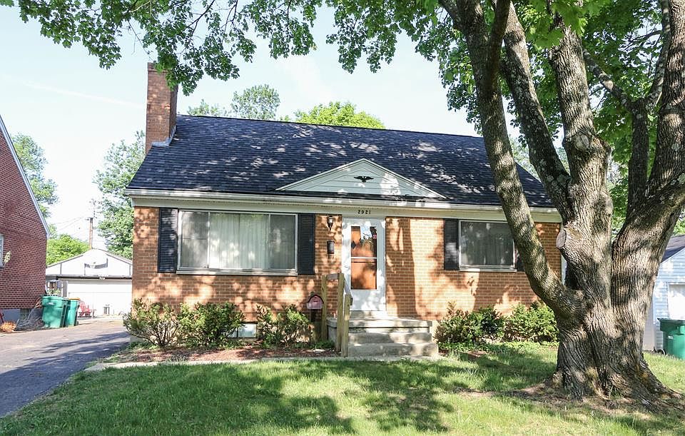 1st image of 2921 Oakley Ave