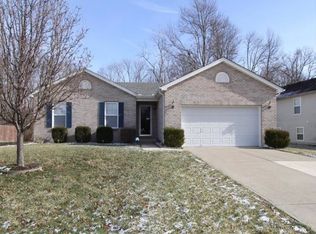 3362 Whispering Trees Dr, Amelia, OH