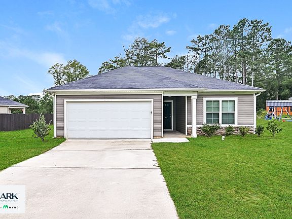 2nd image of 1307 Lakeshore Dr