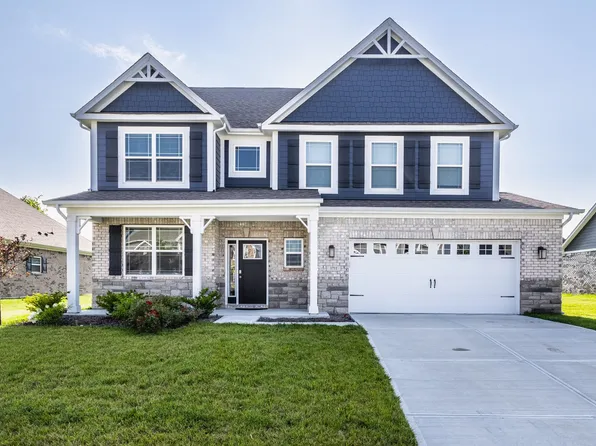 1711 Pelham Dr, Greenwood, IN 46143