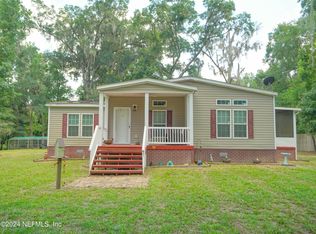 1085 State Road 100, Florahome, FL 32140