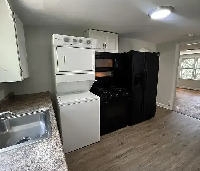 35 Goodyear St #1 — Photo 2