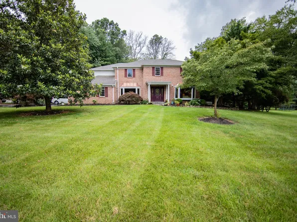 17 Raven Dr, Chadds Ford, PA 19317