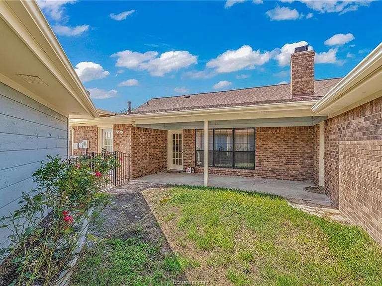 1806 Rosebud Ct — Photo 23