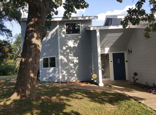 166 Oak Ridge Dr, Cedar Creek, TX 78612