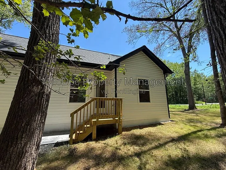 387 Forest Grove Rd — Photo 37