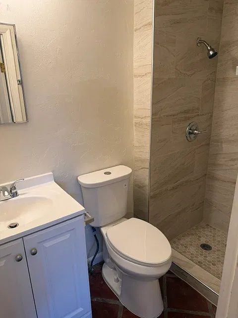 2 bed, 1000 sqft, $1,200 — Photo 4
