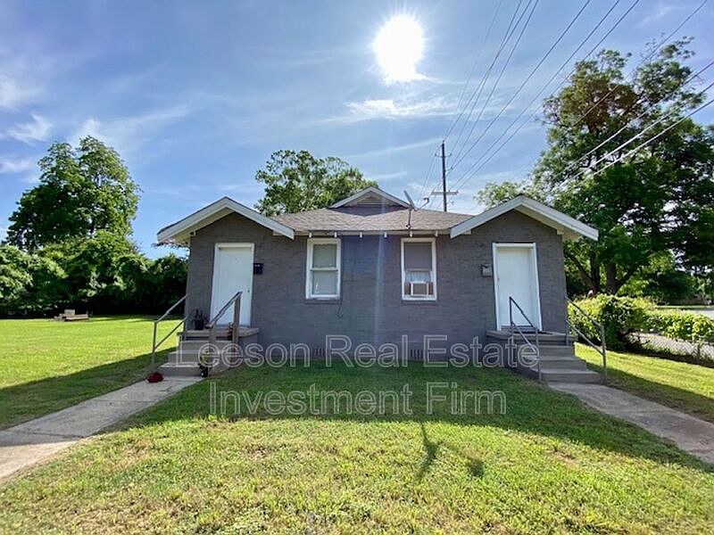 1st image of 502 McCormick St