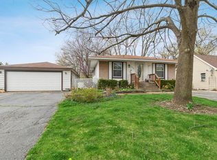 1428 Ridgeway Ave, Round Lake Beach, IL 60073