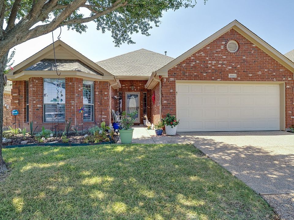 1st image of 1111 Cresthaven Dr #12