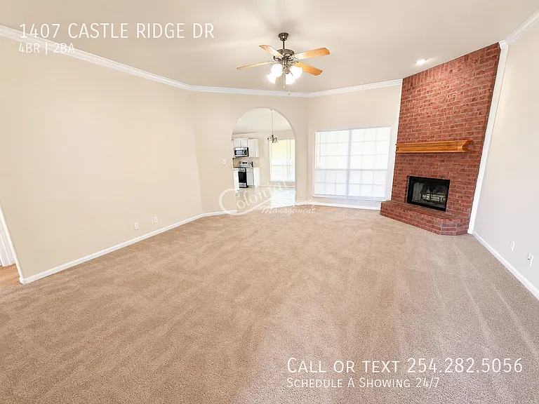 1407 Castle Ridge Dr — Photo 4