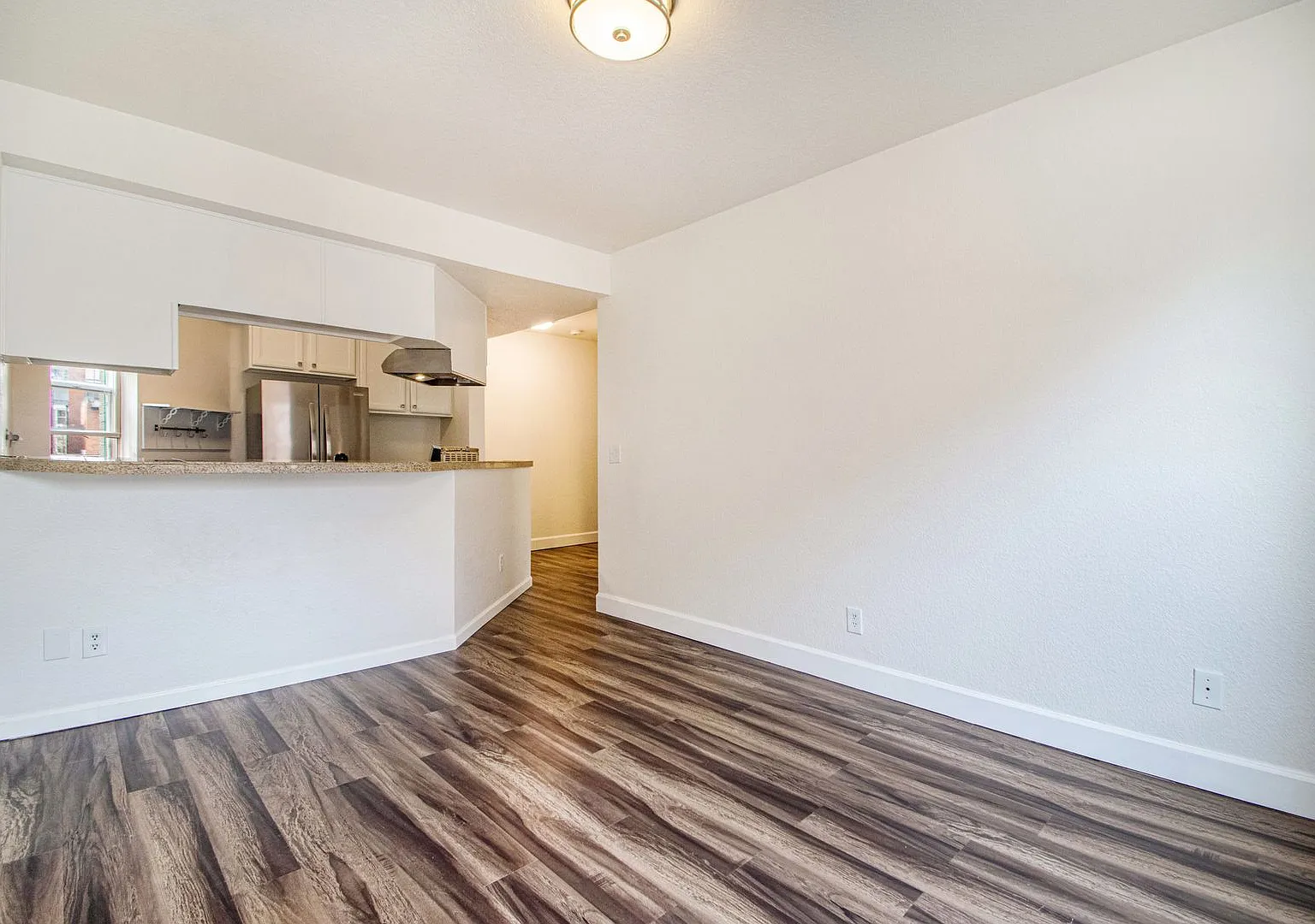 1629 N Clarkson St — Photo 2