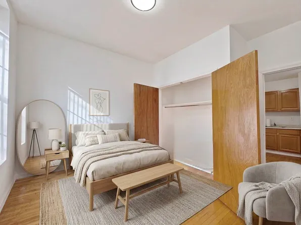 206 East 10th Street image 1 of 9