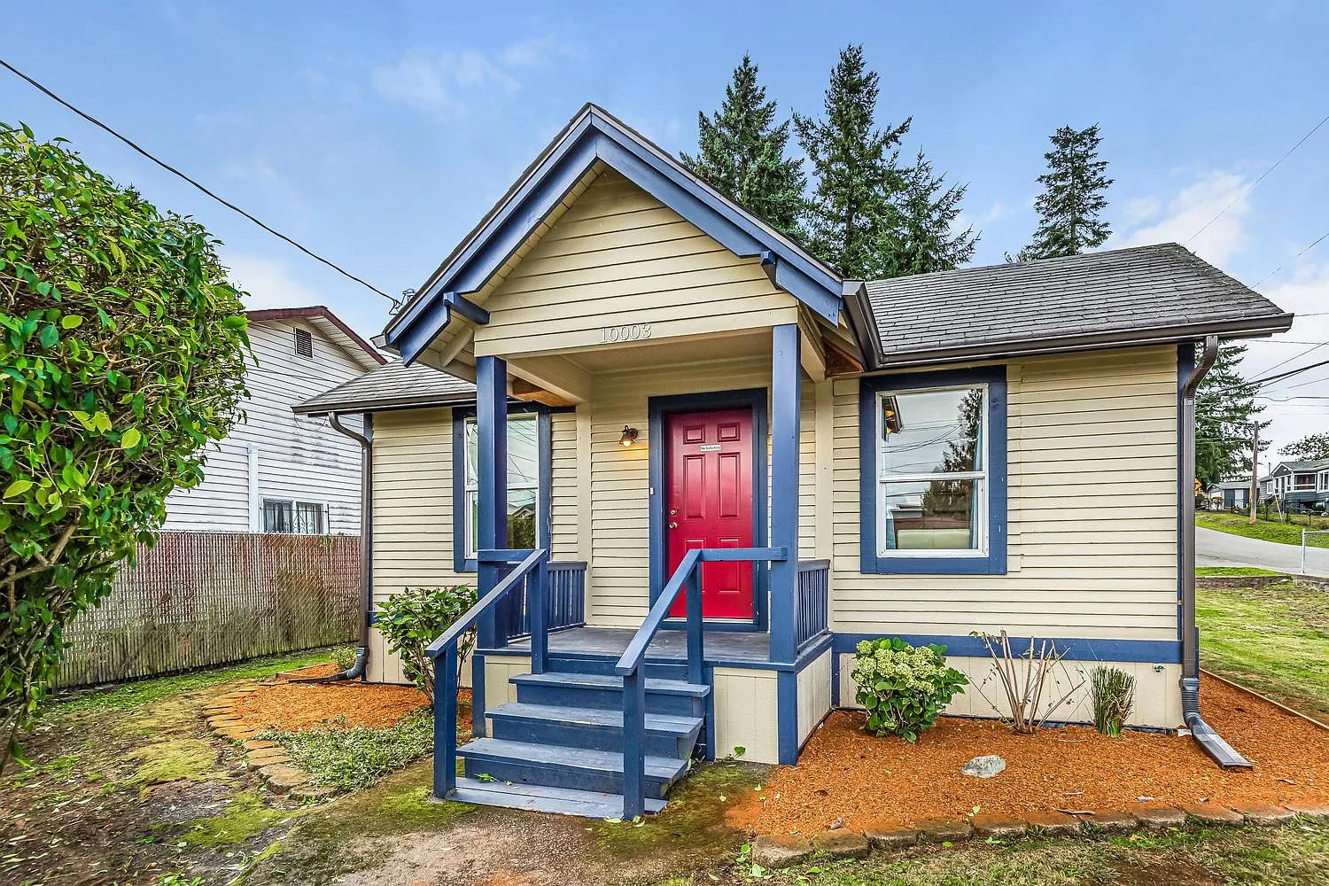 10003 19th Ave SW — Photo 1