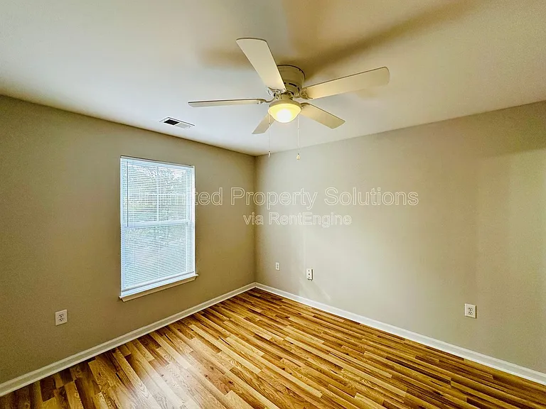 376 S Kerr Ave #301 — Photo 15