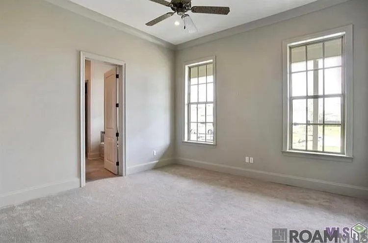 10851 Cane Mill Ln — Photo 3