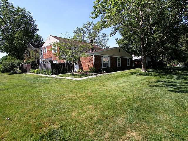 1st image of 5660 Aspen Dr