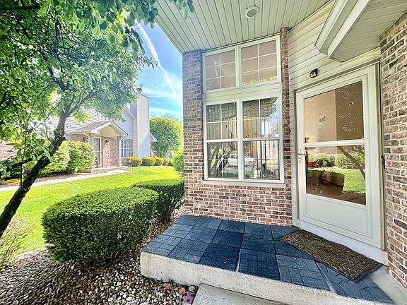 2nd image of 16417 Francis Ct