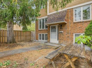 159 Salter Cres #61, Ottawa, ON K2K 1Y8