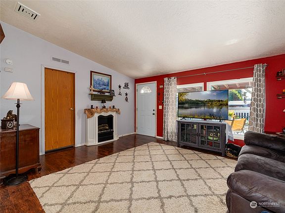 5th image of 534 6th Avenue NW