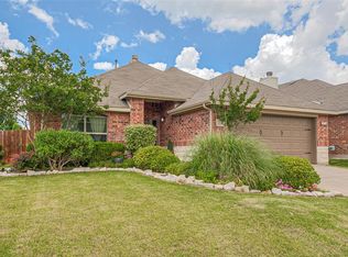 224 Villanova Dr, Van Alstyne, TX 75495