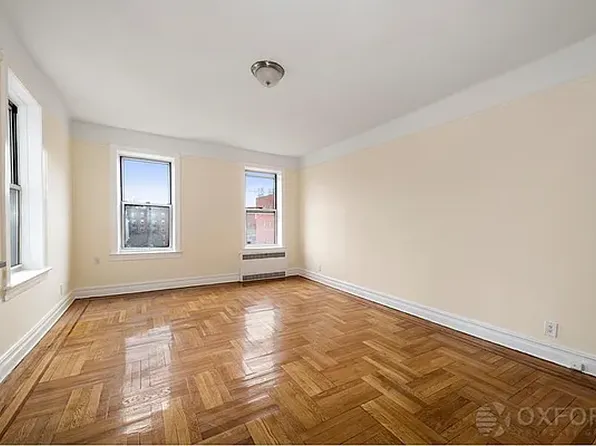 868 East Seventh Street 6A image 2 of 24