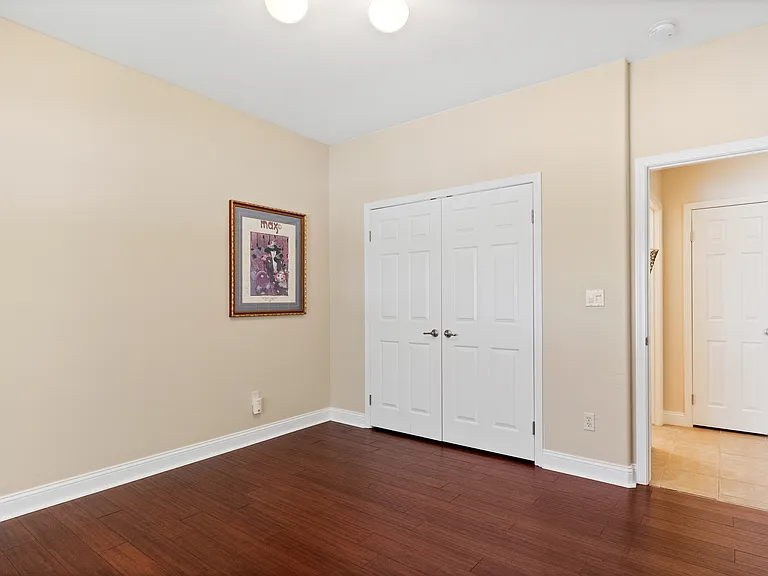 Savannah Pl — Photo 22