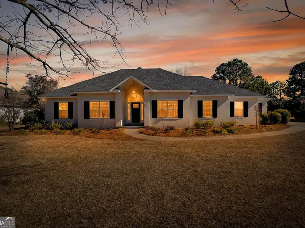 332 Edge Water Dr, Brunswick, GA 31525