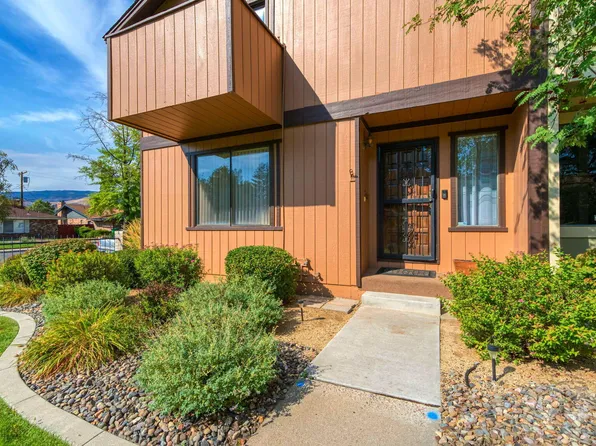 1515 Foster Dr, Reno, NV 89509