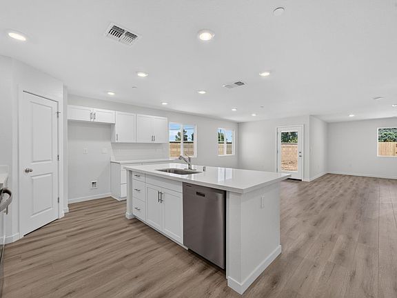 4th image of 1665 Piner Ct