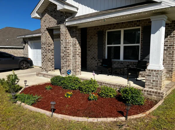 5149 Gaineswood Dr, Milton, FL 32583