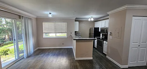 31500 33rd Pl SW Photo 1