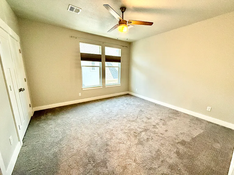 1013 S 2740 E — Photo 10