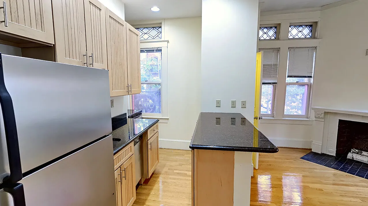 1 bed, 9999 sqft, $3,650 — Photo 1