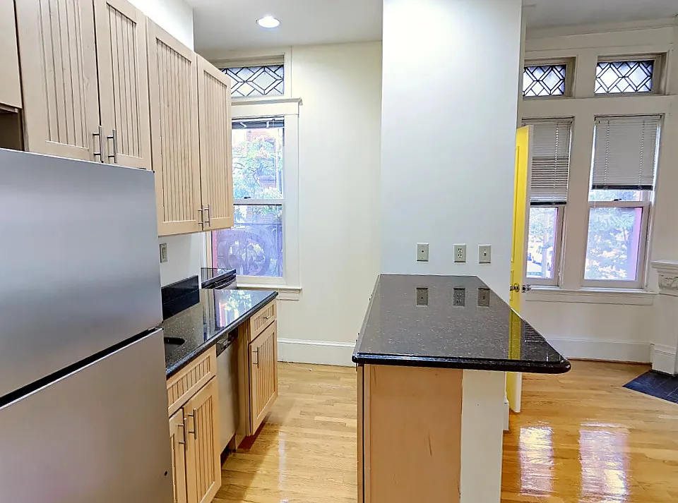 191 Commonwealth Ave #3-B