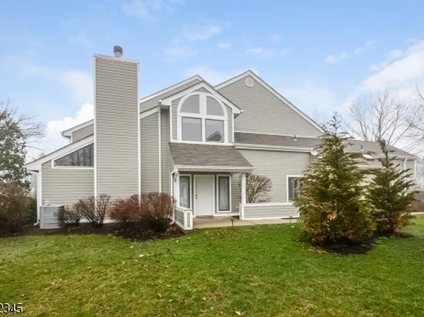 94 Hagerman Ct, Bridgewater, NJ 08807