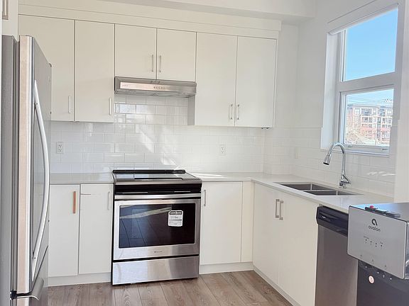 2nd image of 22577 Royal Cres #303