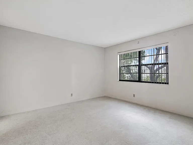 4640 Lucerne Lakes Blvd W #206 — Photo 11