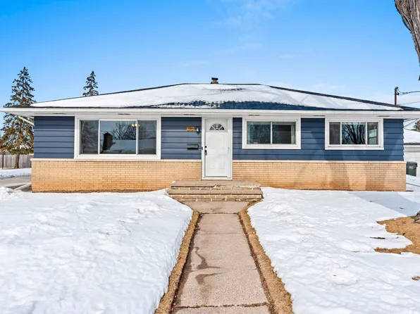 316 E 18th St, Kaukauna, WI 54130