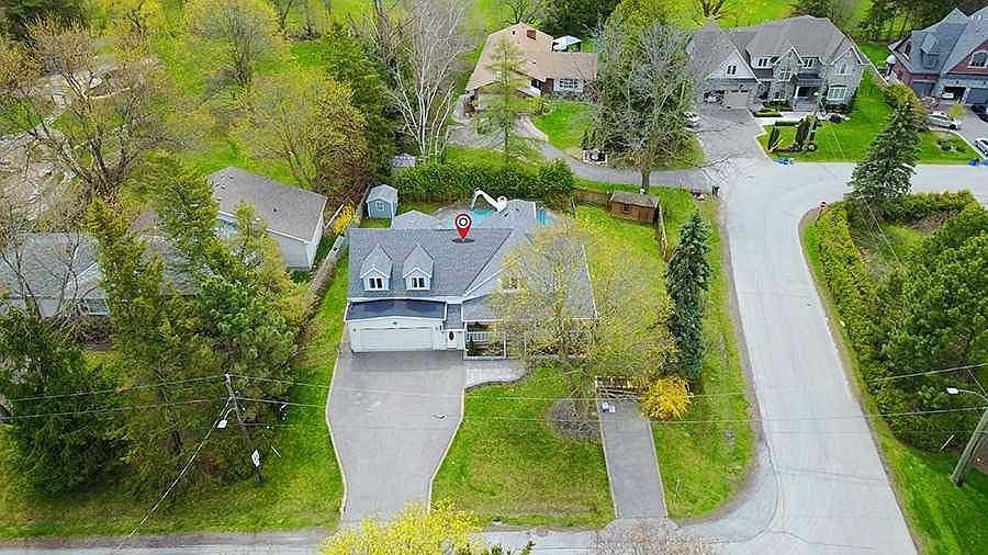 2nd image of 11 Riverview Rd