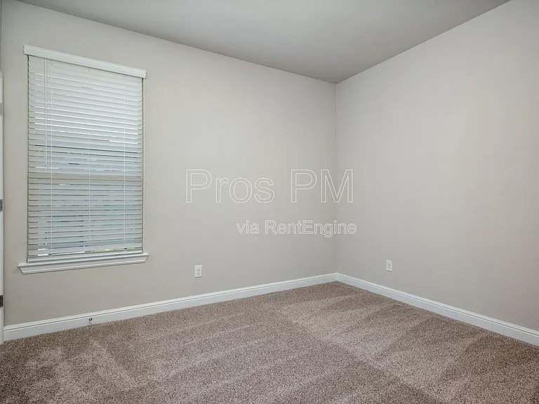 5231 Meadow Ln — Photo 7